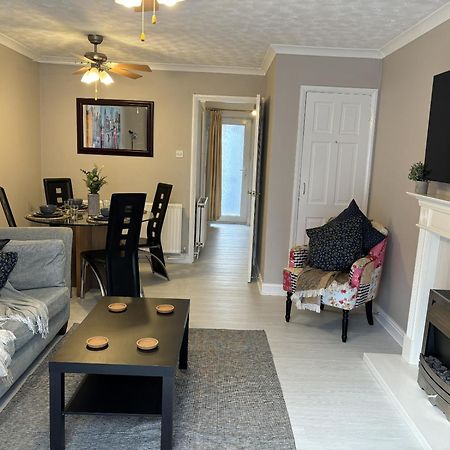 Cosy Corner - 2 Beds, Free Parking, Next To Southampton General Hospital Villa Екстериор снимка